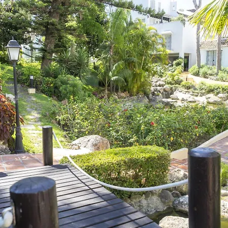 Housing White Pearl By Sharingco * Марбелья