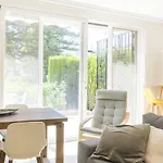 Housing White Pearl By Sharingco * Marbella