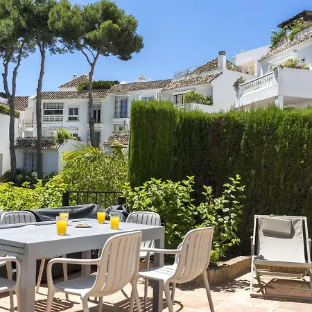 2 Bedrooms In With Pool Sharingco * Marbella