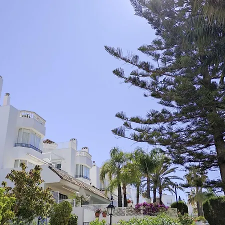 Apartment Housing White Pearl By Sharingco Marbella
