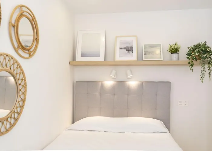 Housing White Pearl By Sharingco