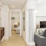 Apartamento Housing White Pearl By Sharingco Marbella