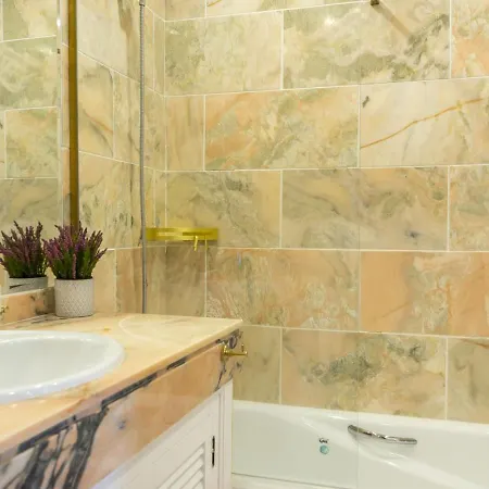 Housing White Pearl By Sharingco Lejlighed