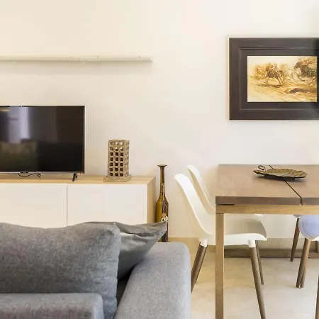 Housing White Pearl By Sharingco Marbella