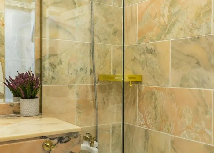 Apartament Housing White Pearl By Sharingco